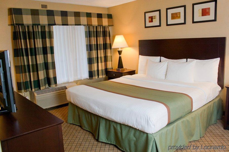 Plaza Hotel & Suites - Eau Claire Εξωτερικό φωτογραφία