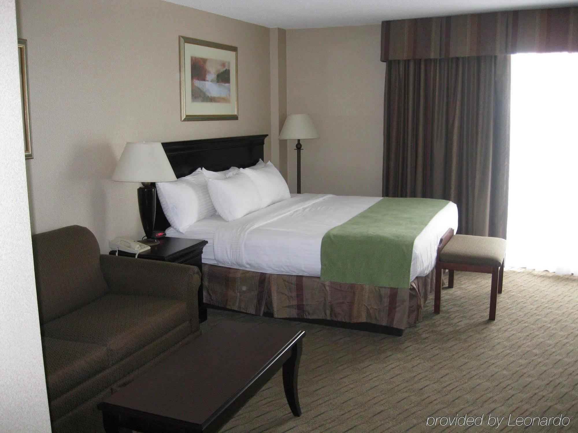 Plaza Hotel & Suites - Eau Claire Εξωτερικό φωτογραφία